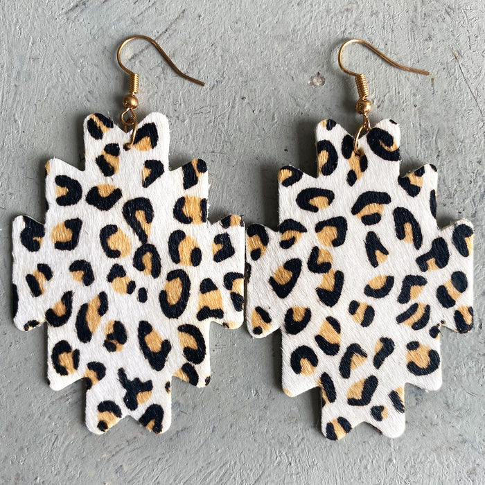 Classic Teardrop Leopard Print Leather Earrings with Vintage Style