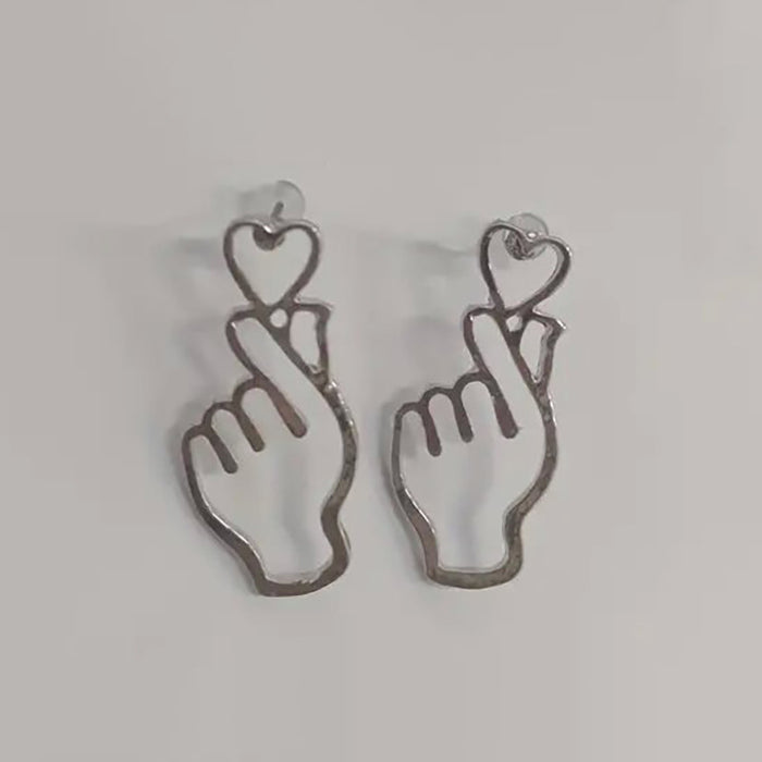 Hollow heart earrings European and American exaggerated earrings