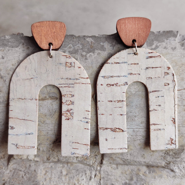 Wooden U-shaped earrings