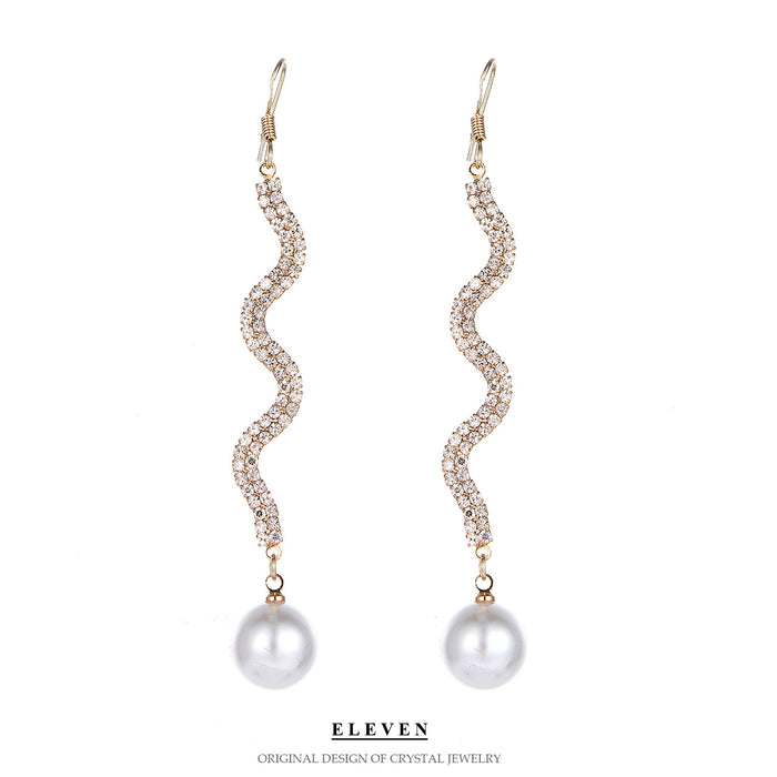 Exaggerated Snake Element Pearl Earrings - Curved Micro-Inlaid Statement Jewelry