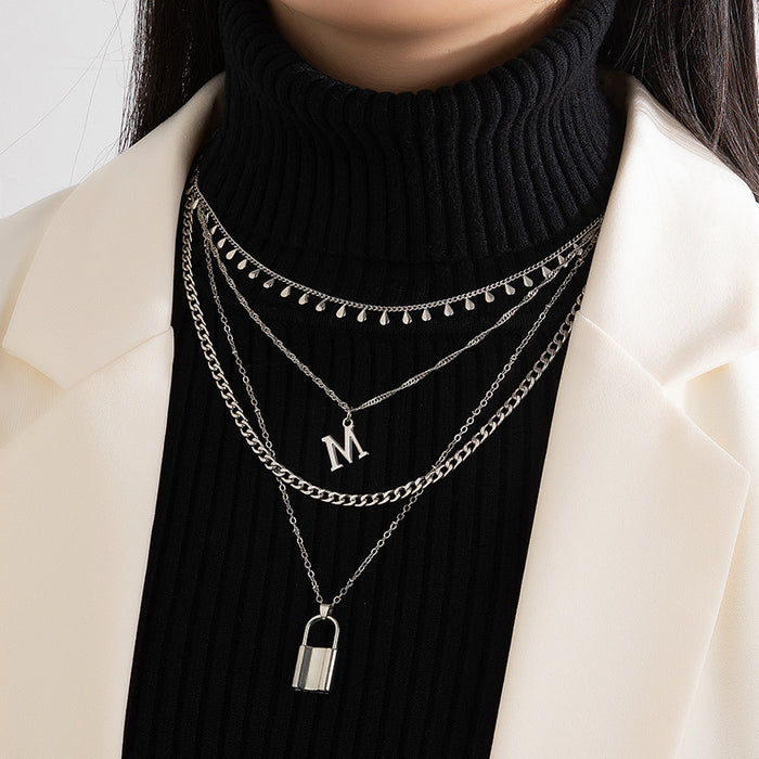 Collar con colgante de candado en capas para mujer: cadena con diseño exclusivo