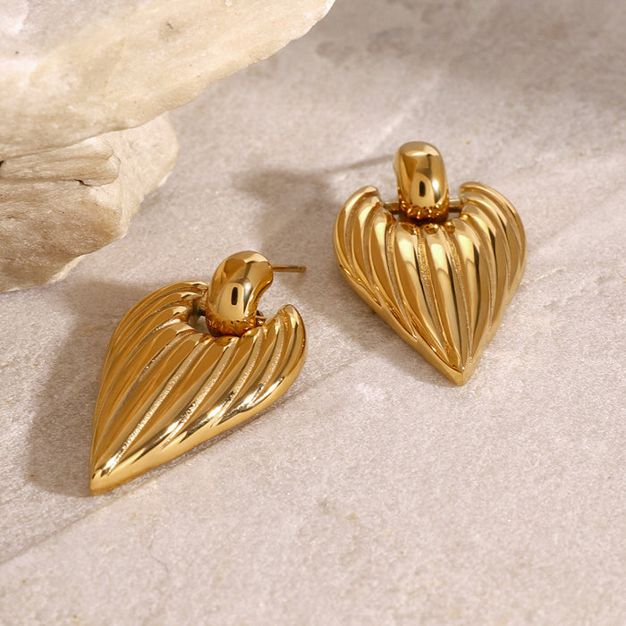 Stainless steel heart earrings 18K gold-plated earrings titanium steel