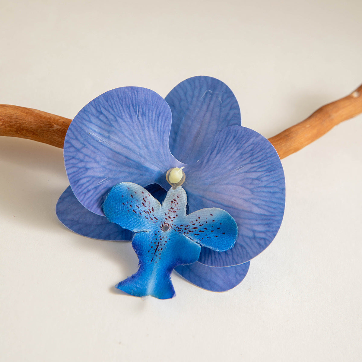 Bohemian Garden-Style Butterfly Orchid Hair Clip - Sweet Side Hairpin for Women