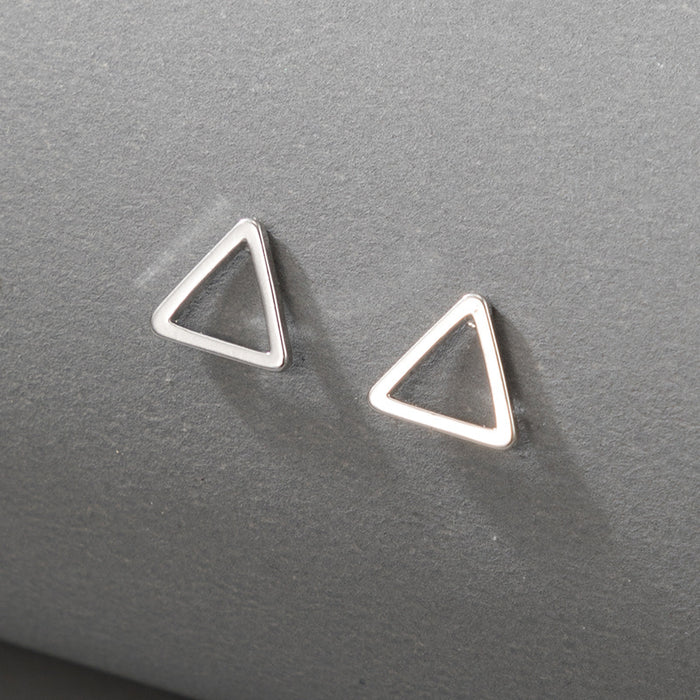 Hollow geometric triangle simple earrings