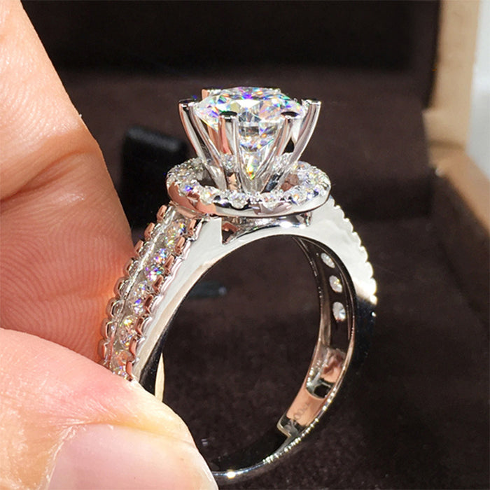 Classic round diamond ring fashionable zircon wedding ring