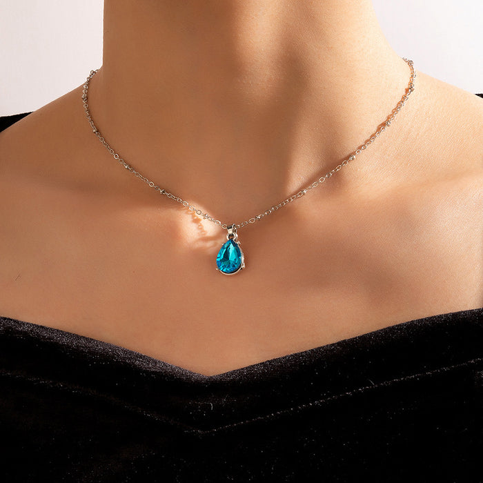 Sapphire Inlaid Pendant Necklace with Simple Choker Design