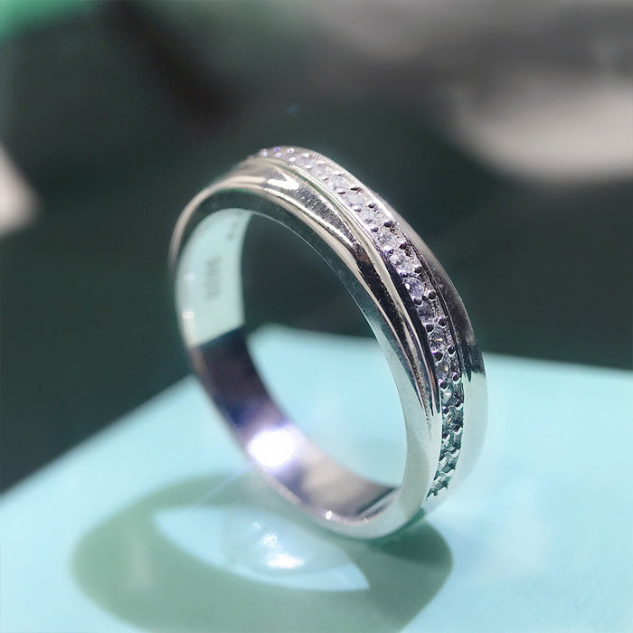 Simple and fashionable diamond ring for men, creative wedding ring for men and women