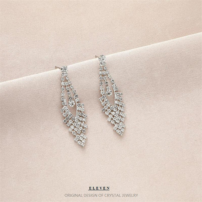 Vintage Zircon Earrings - Luxurious Diamond-Shaped Jewelry for Women