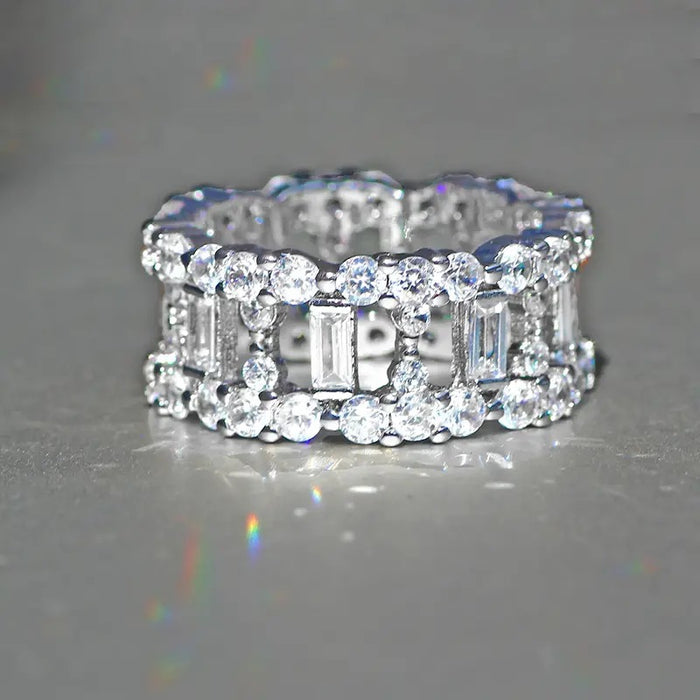 Women's hollow geometric zircon full diamond ring