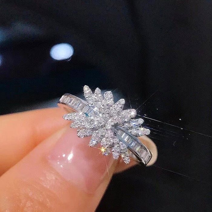 Fashionable and simple micro-inlaid zircon cross ring for women with two-color electroplating design