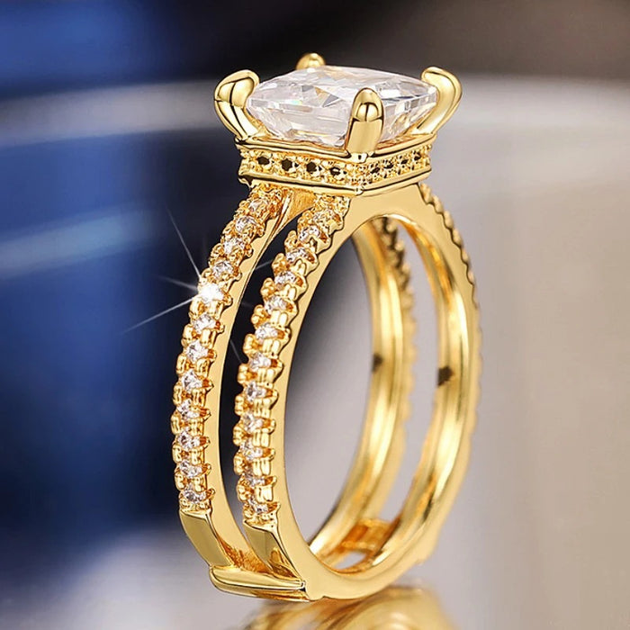 Anillo de corona de doble capa, anillo de princesa cuadrado, diseño súper brillante de cuatro garras