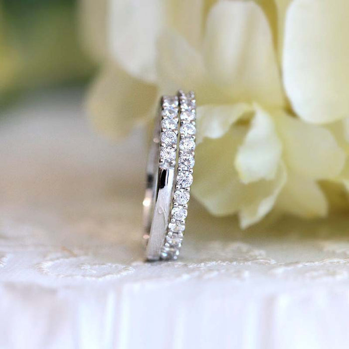 women's simple pinky ring with three diamonds wedding ring