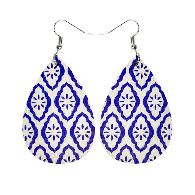 Pendientes de madera de colores