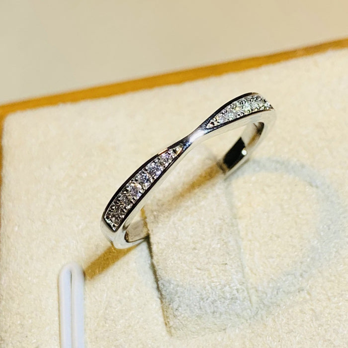 Engagement proposal ring micro inlaid thin circle elegant row diamond ring