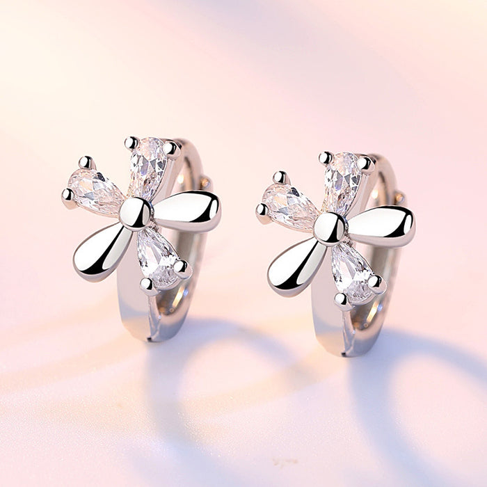 Micro-inlaid zircon earrings, simple and fashionable earrings