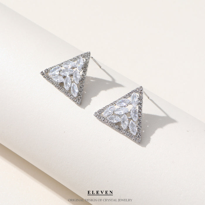 Rhinestone Triangle Earrings - High-End Jewelry with a Bold Design