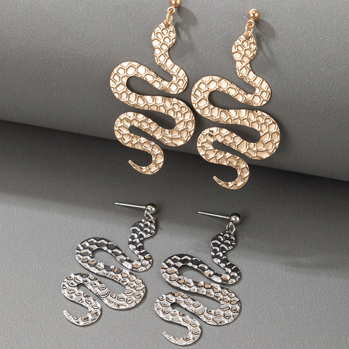 Personalized exaggerated snake earrings metal snake element earrings