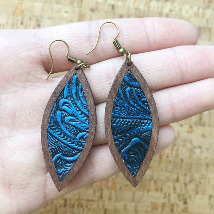 Wooden leaf earrings