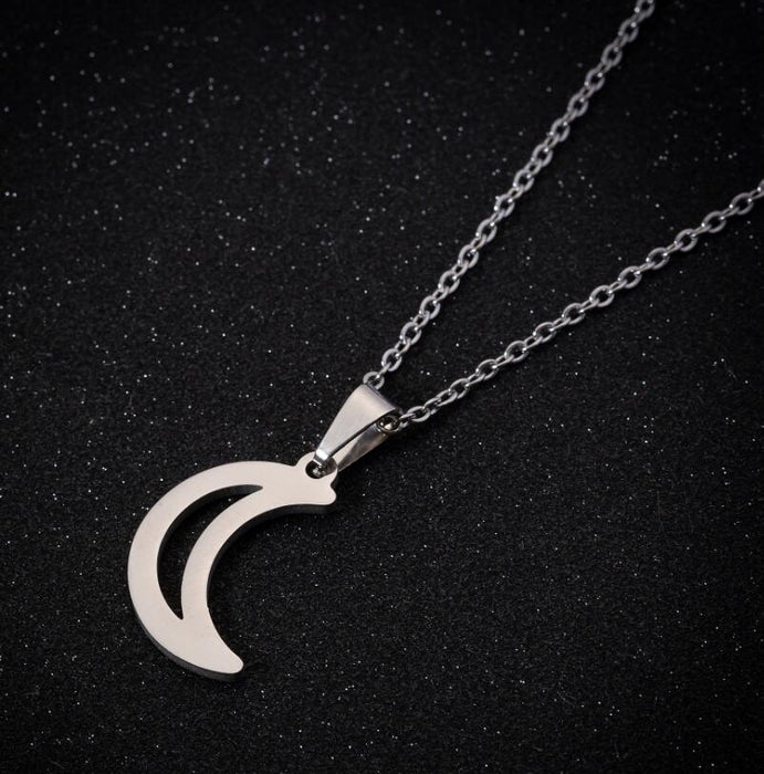 Collar de luna hueca, diseño de nicho de luna geométrica de oro de 18 quilates europeo y americano, cadena de clavícula simple al por mayor