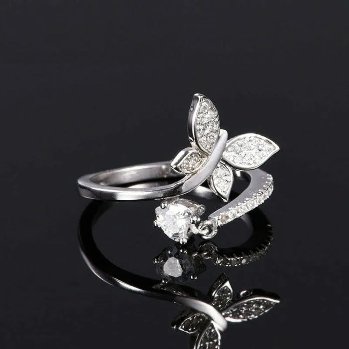 Butterfly opening adjustable heart ring for women