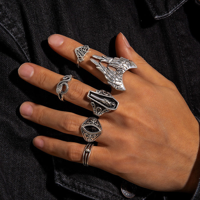 Gothic Skull Ring Set - 8-Piece Animal and Heart Rings for Women