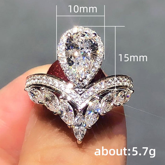 Crown teardrop pear-shaped zircon ring platinum-plated horse eye-shaped female ring