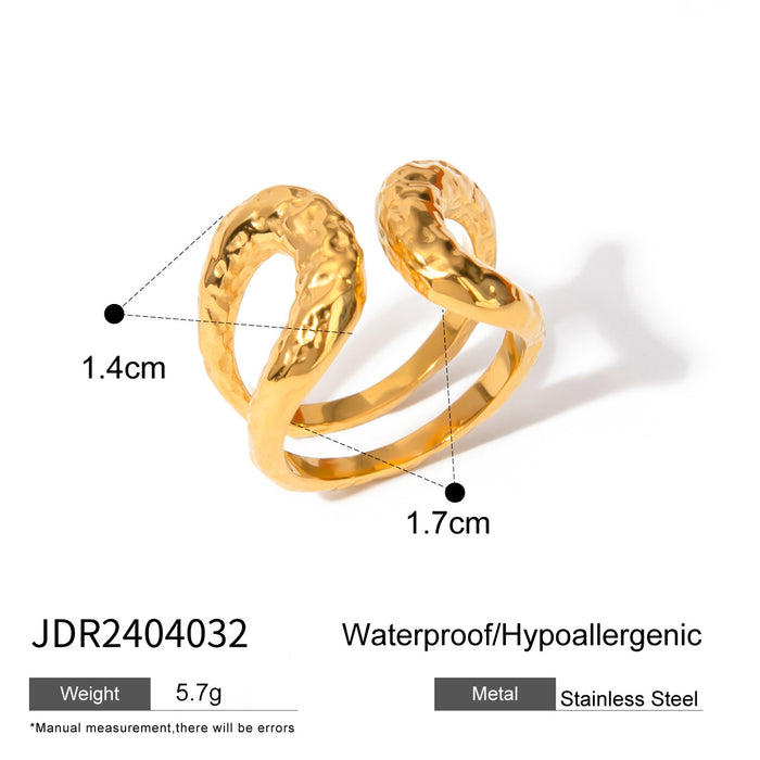 Anillo ajustable de acero inoxidable chapado en oro de 18 quilates con patrones huecos