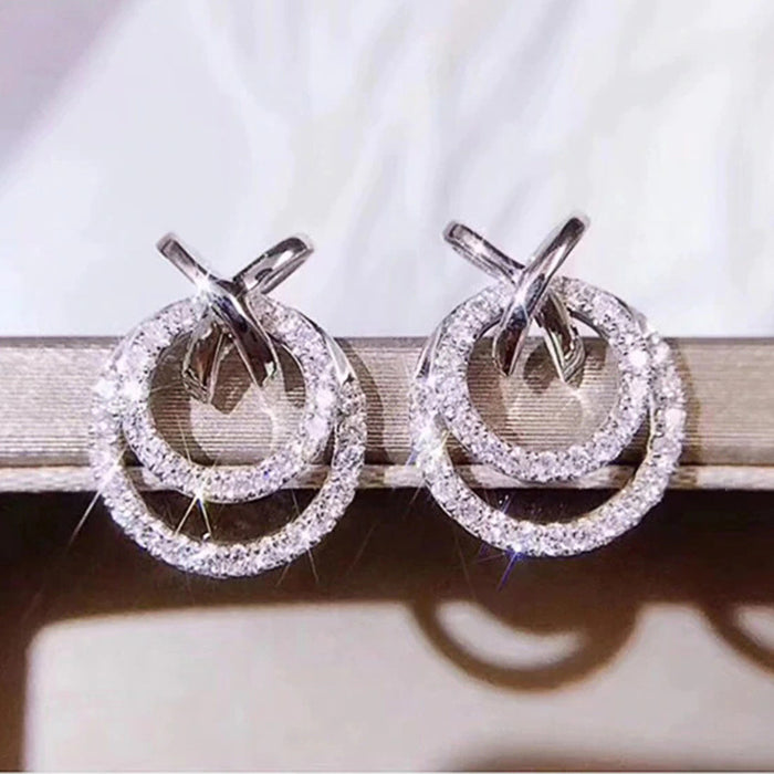 Pendientes de diamantes redondos con forma de mariposa para mujer