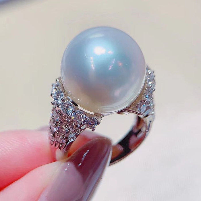 Baroque pearl ring