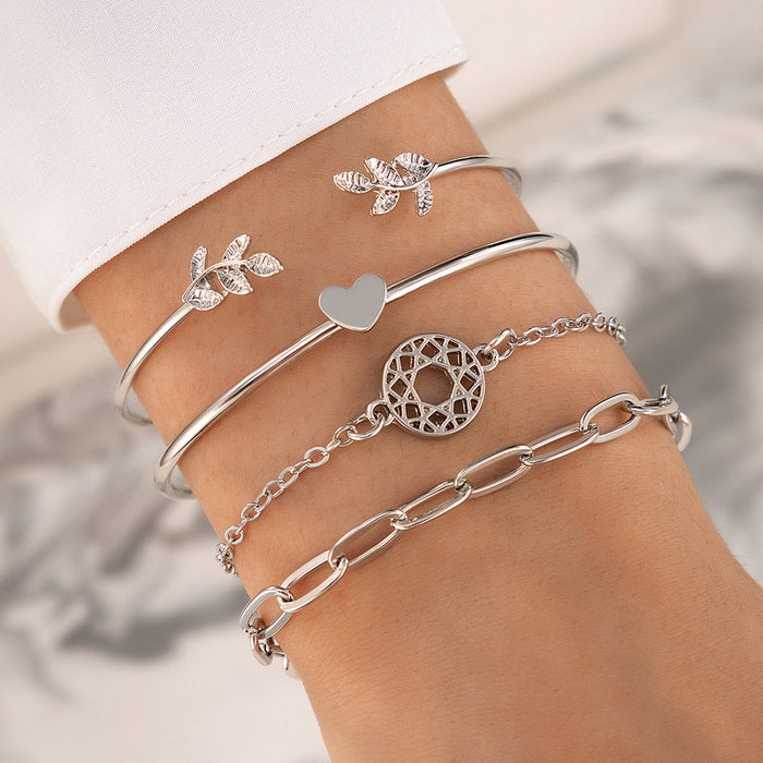 Conjunto de pulseras con forma de corazón y hojas: joyería en capas de cuatro piezas para mujer