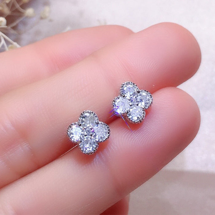 Lucky four-leaf clover zircon earrings