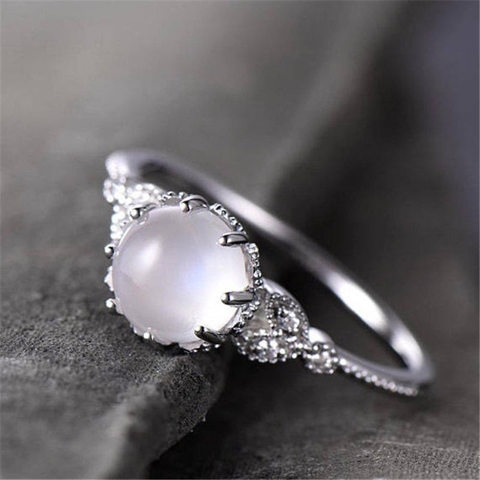 Imitation moonstone inlaid zircon octagonal ring, simple design girlfriend ring