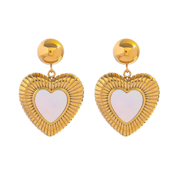 Pendientes de acero inoxidable dorado de 18 quilates con forma de corazón texturizado y concha natural en forma de bola dorada: joyería de acero de titanio de moda