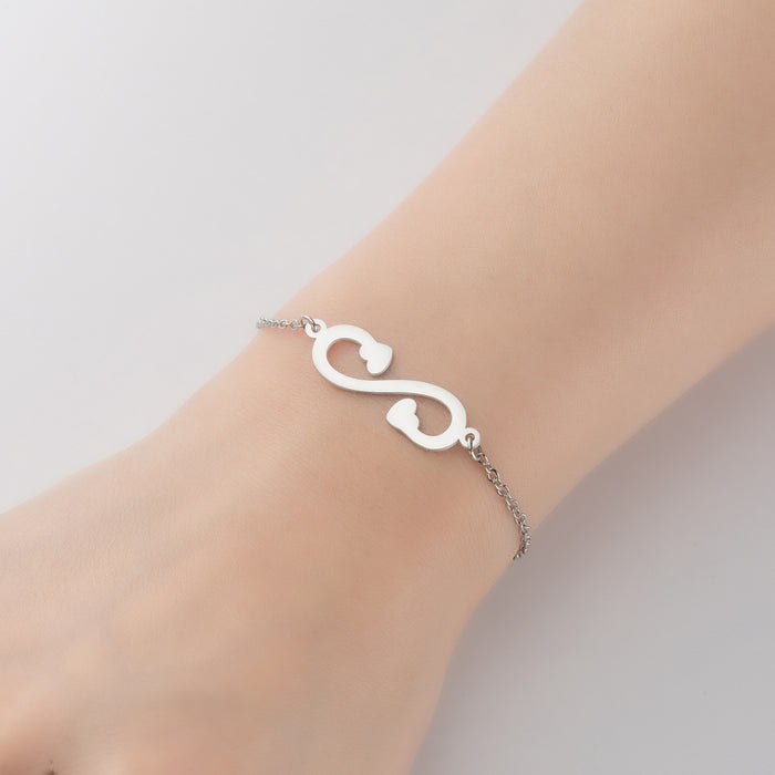 Hollow number 8 pendant bracelet, Korean version of geometric niche spinning needle bracelet wholesale