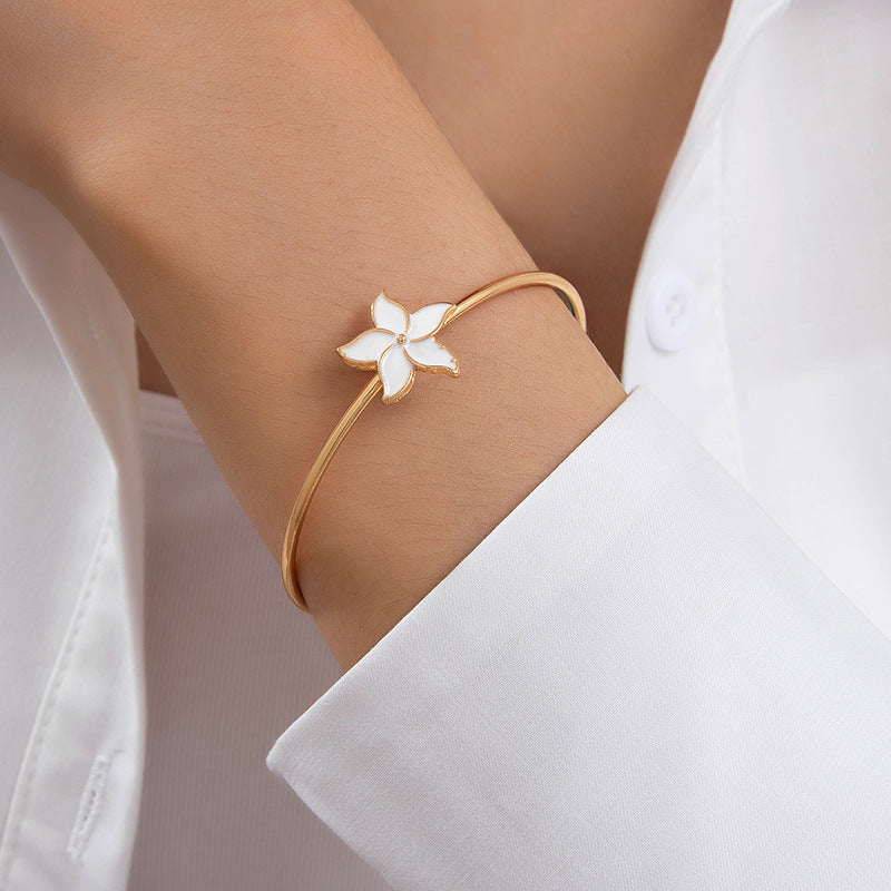 Floral Pearl Cuff Bracelet – Delicate Flower Jewelry