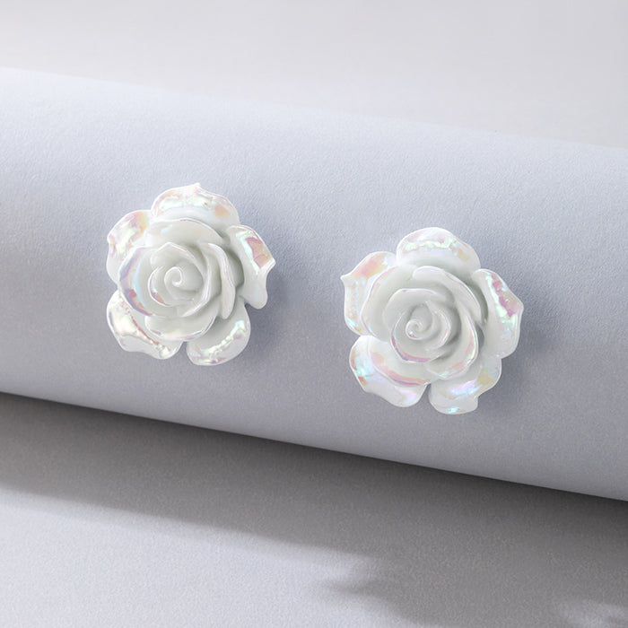 Gradient white camellia ear needle three-dimensional exaggerated flower earrings