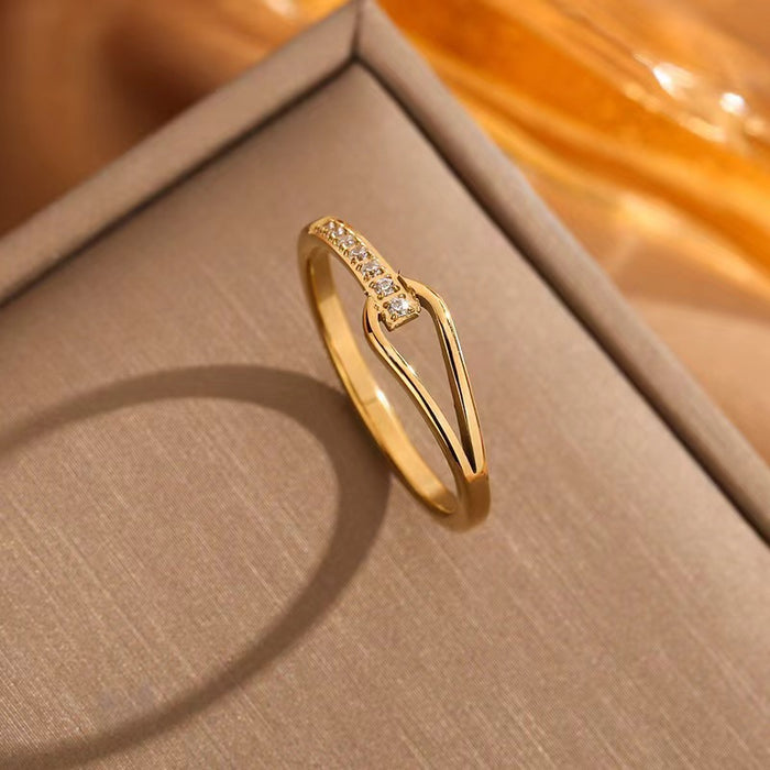 Wholesale titanium steel diamond-encrusted teardrop CNC geometric prong rings