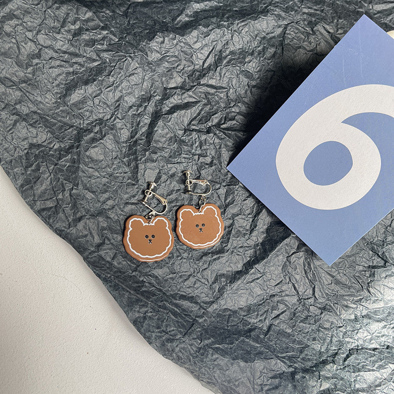 Retro brown bear earrings S925 silver needle childlike earrings
