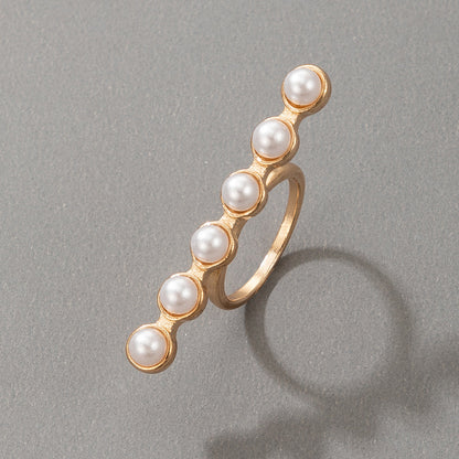 Simple pearl horizontal single ring