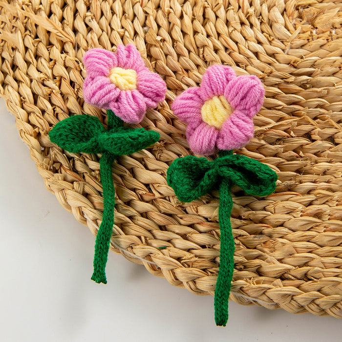 Pendientes de flores de hojaldre tejidos a mano en crochet Pendientes de flores de lana de colores dulces