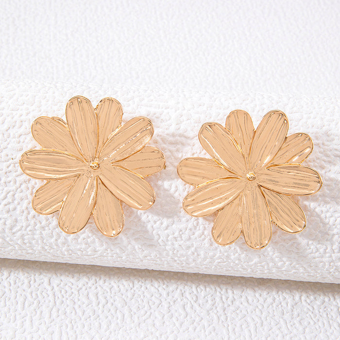 Flower Earrings Gold Simple Design Earrings