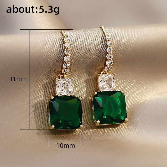 AAA teardrop zircon earrings, elegant and simple earrings