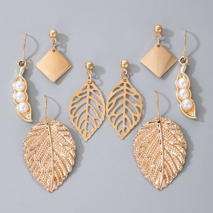 Vintage golden leaf pea temperament earrings four-piece set