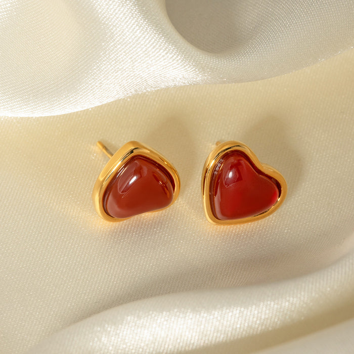 Pendientes de acero inoxidable chapados en oro de 18 quilates con forma de corazón rojo: joyería de moda para mujer