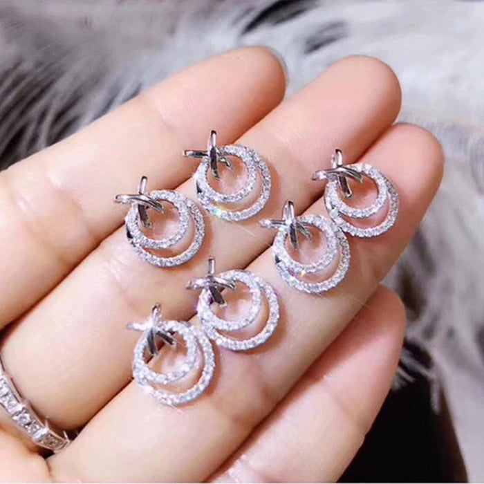 Pendientes de diamantes redondos con forma de mariposa para mujer