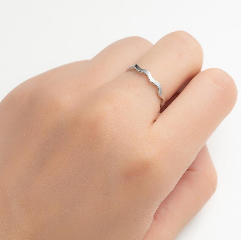Japanese and Korean geometric love couple ring, stainless steel hollow open ring wholesale