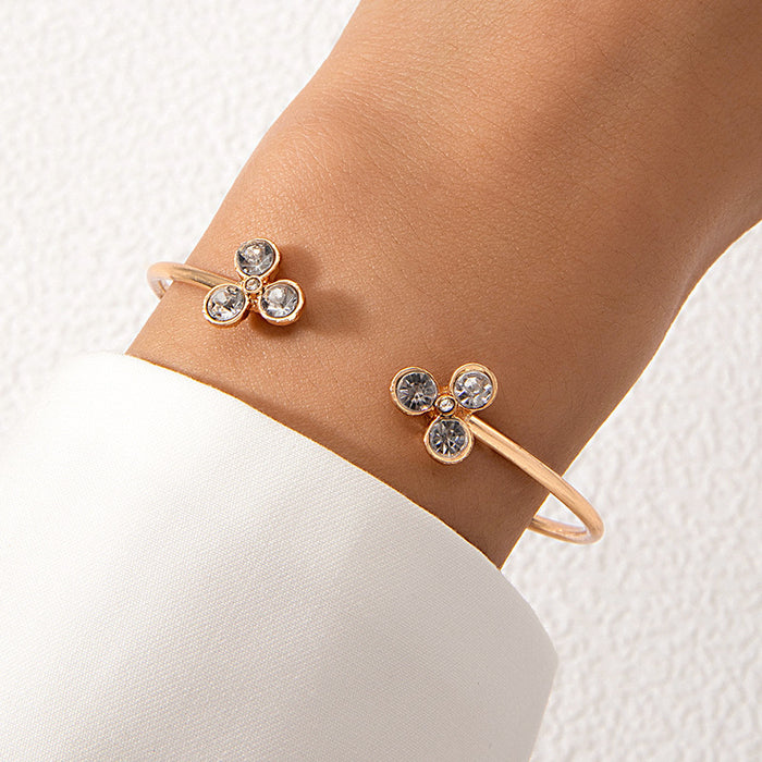 Floral Pearl Cuff Bracelet – Delicate Flower Jewelry