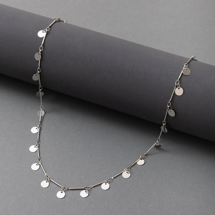 Metal Electroplated Small Round Disc Single Layer Necklace with Geometric Clavicle Chain