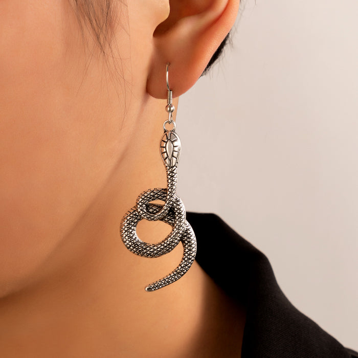 Personalized exaggerated snake earrings metal snake element earrings