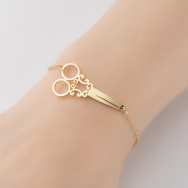 Scissor shape bracelet, European and American retro all-match ladies bracelet wholesale